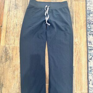 Figs Livingston Scrub Pant in Dark Harbor size XS